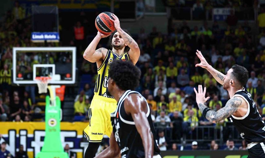 Fenerbahçe üçüncü periyotta ritim buldu: Partizan'ı 74-65 yendi