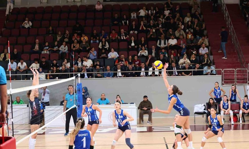 Ekolspor derbide farklı galip geldi