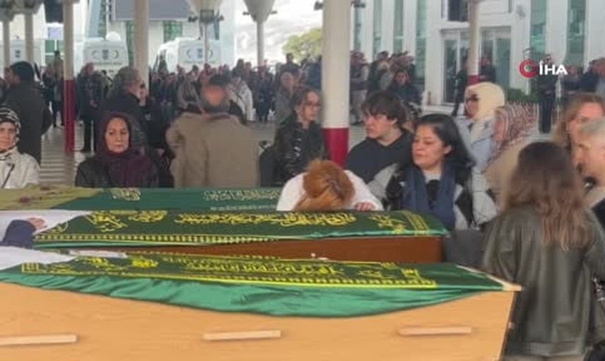 Terzide barışma isteği kanlı bitti: eski eşi tarafından öldürülen kadın uğurlandı
