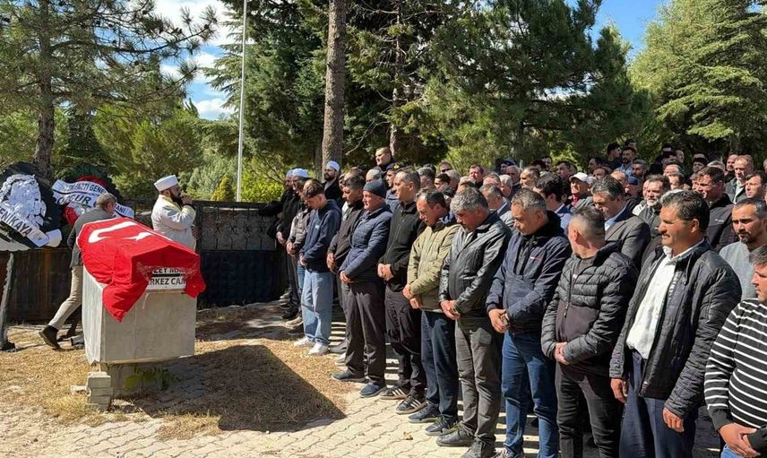 Gedizli madenci İsa Olcay gözyaşlarıyla son yolculuğuna uğurlandı