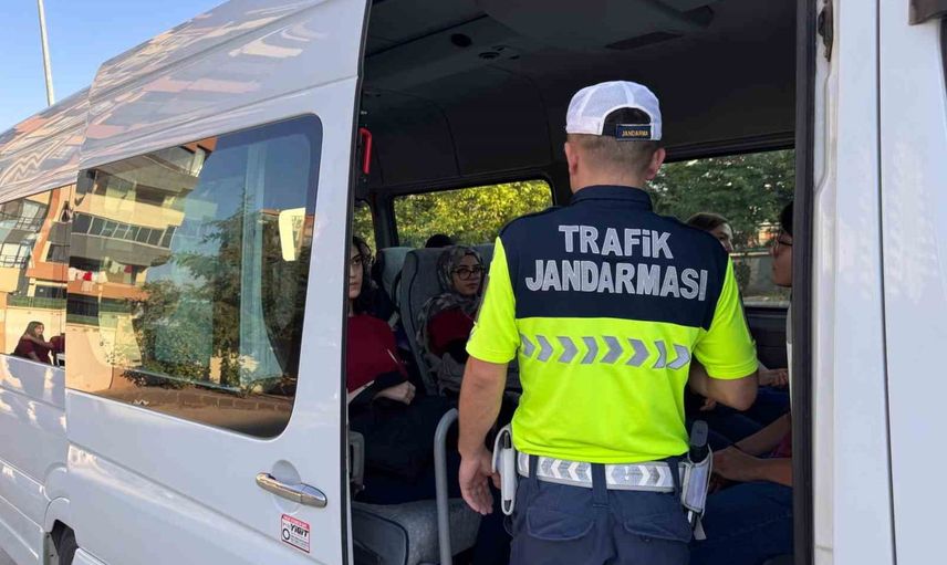 Jandarmadan Gaziantep'te okul çevrelerinde kapsamlı güvenlik önlemi