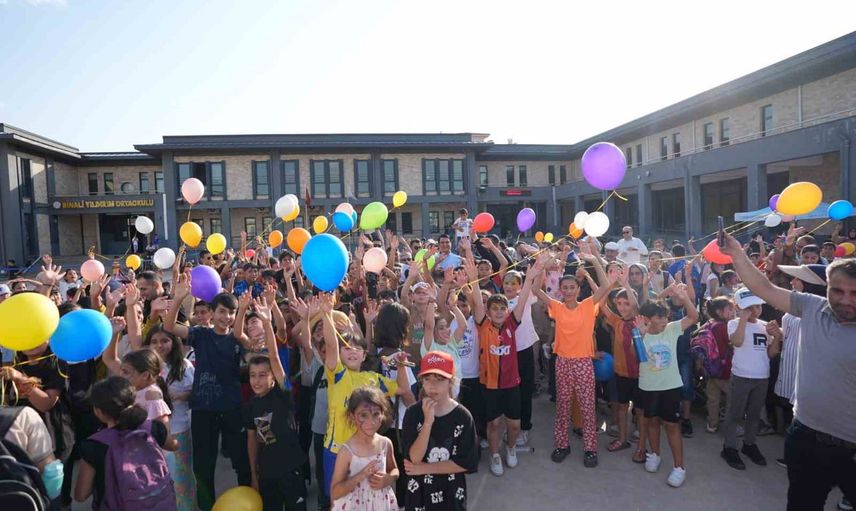 Şehitkamil Çocuk Şenliği 01-21 Ağustos'ta: Tiyatro, Oyunlar ve Sürprizler