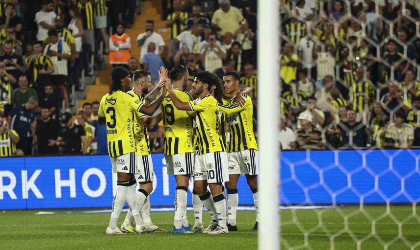 fenerbahçe konyaspor karşısında beş maçlık galibiyet serisi kurdu