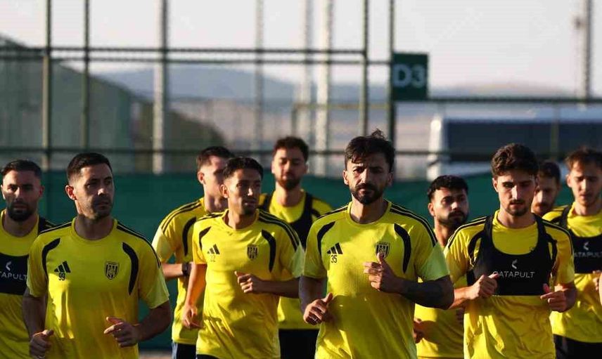 Aliağa FK Afyon'da 11 günlük kampla sezona hazırlanıyor