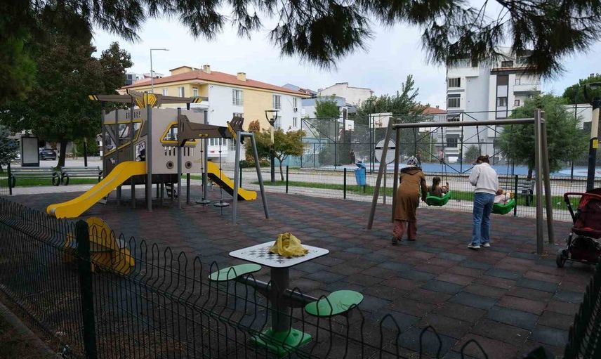 Altıeylül’de parklara yeni soluk: güvenli, konforlu ve çok amaçlı ortak alanlar