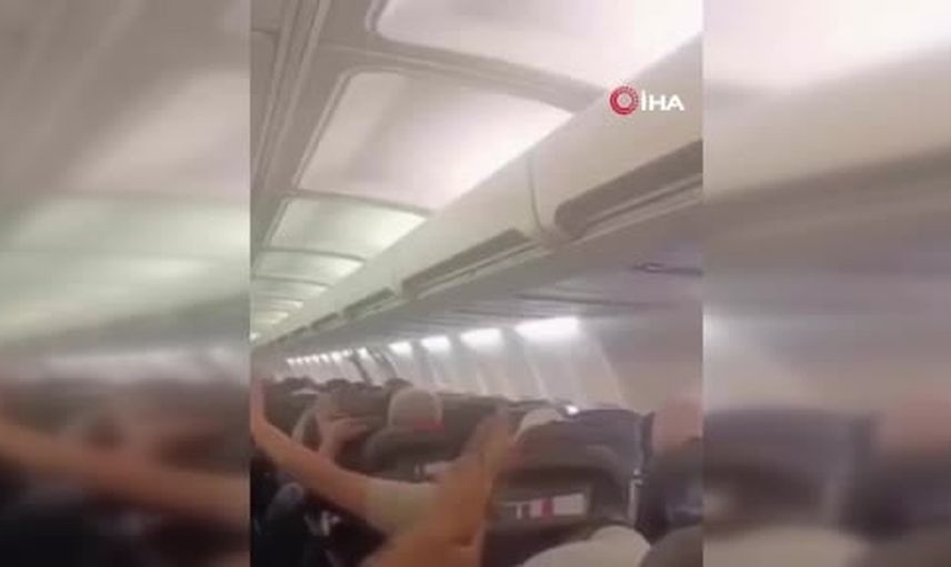 Meşhed seferinde alarm: kabin tavanı çöken Sepehran Airlines uçağı geri döndü