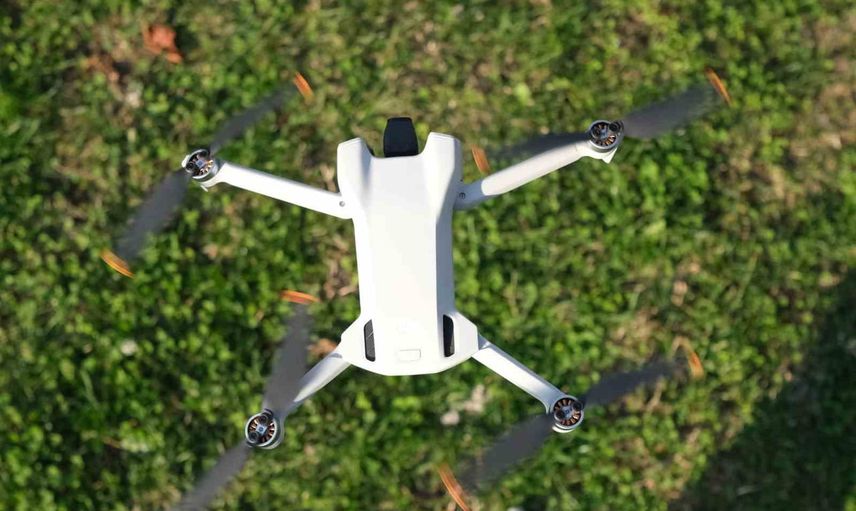 yapay zekâ ile uçan dronlar mevzuata dahil edildi