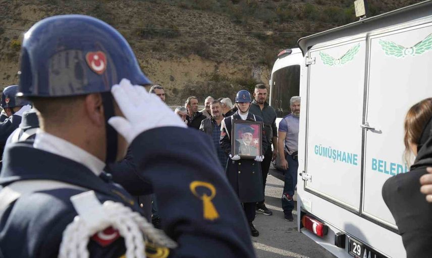Vatan görevini hayata taşıyan gazi İlyas Kullukçu son yolculuğuna uğurlandı