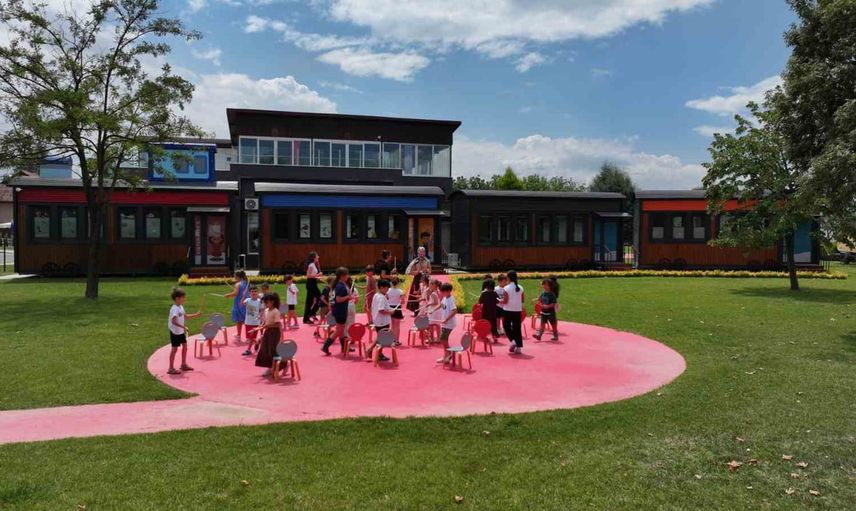 Aynı kampüste annelere zaman, çocuklara güven