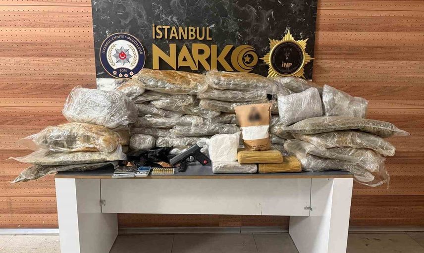 İstanbul'da üç ilçede eş zamanlı uyuşturucu operasyonunda 11 kişi gözaltına alındı