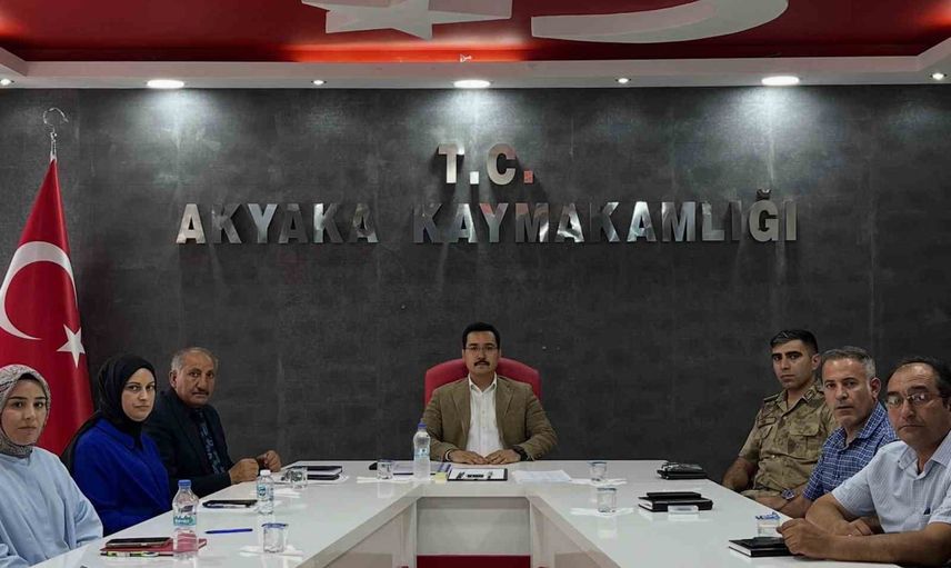 Kurum amirleri Akyaka'da kamu hizmetlerinin etkinliğini değerlendirdi