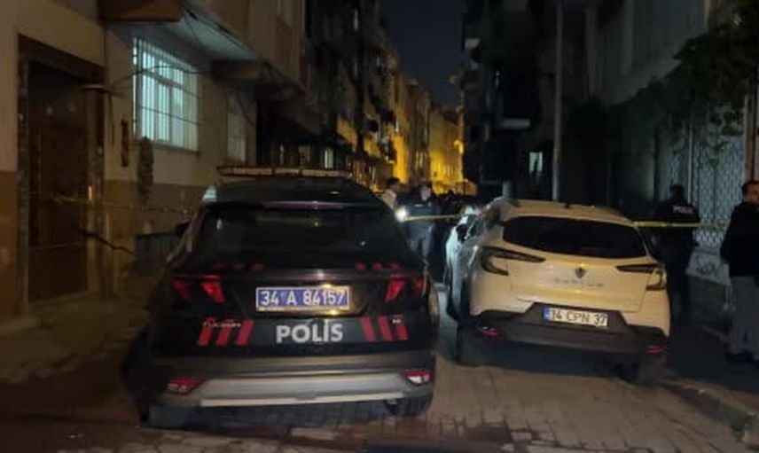 Zeytinburnu'da ihbar üzerine polise ateş açıldı, şüpheli bacağından vurularak etkisiz hale getirildi