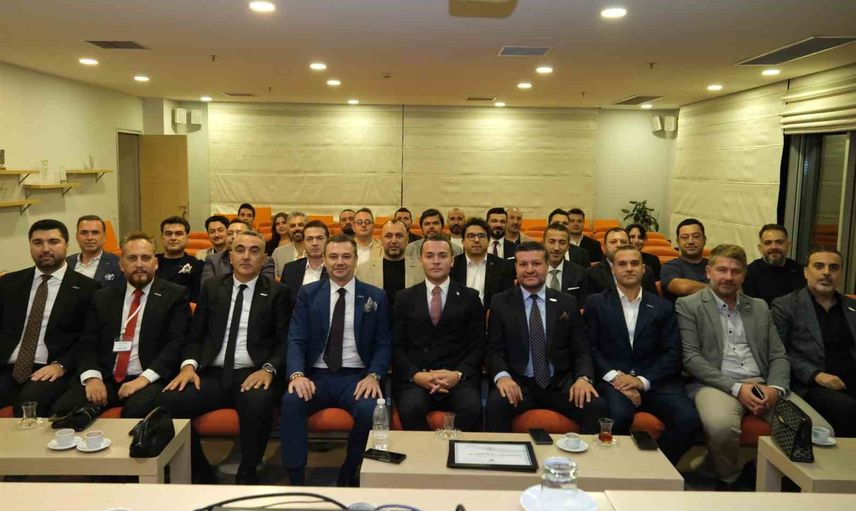 Antalya iş dünyası ANTGİAD öncülüğünde İzmir'e yeni ticaret kapıları aralıyor