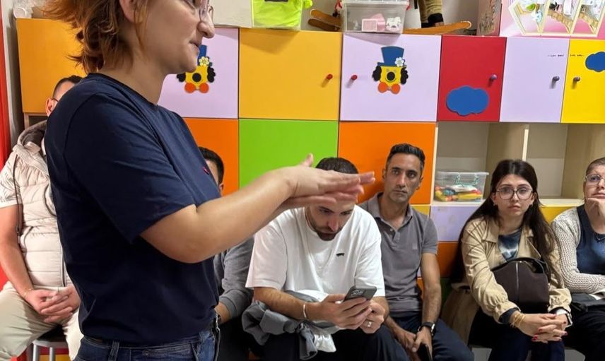 Söke'de çocuk akademisiyle ailelere kapsamlı gelişim eğitimi