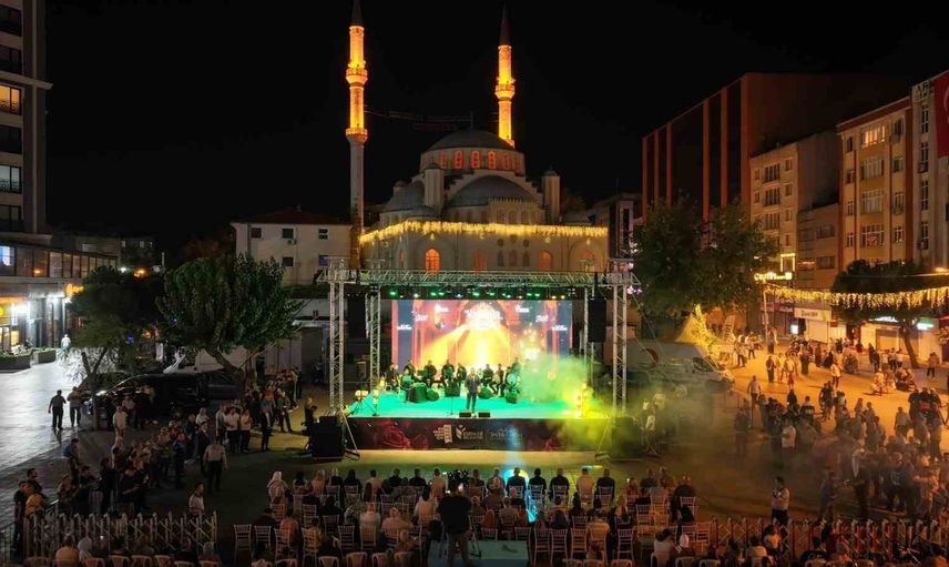 Esenler'de mevlit buluşması: peygamberimize rahmet ve birlik çağrısı