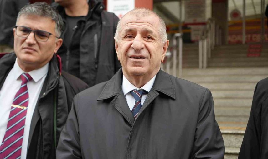 Ümit Özdağ Kocaeli'de tehdit davasında hakim karşısına çıktı
