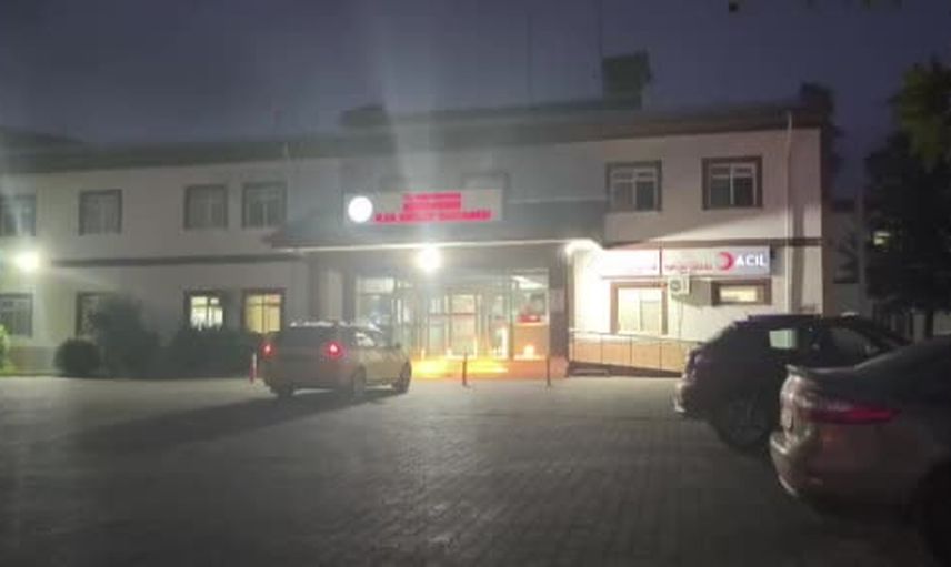 Tunceli'de Çemişgezek'e bağlı Güneybaşı köyünde aileler arasında silahlı kavga: 3 yaralı