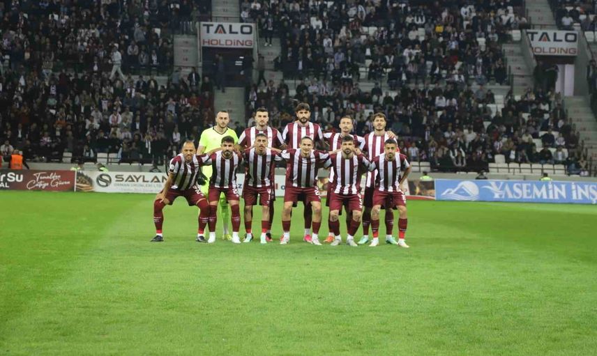 Elazığspor'un kamp kadrosu Kastamonu maçı öncesi netleşti