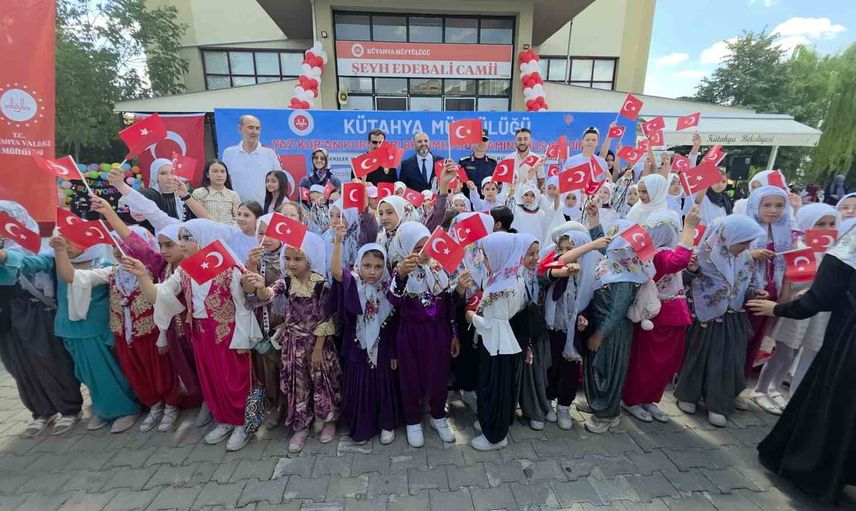 Kütahya'da yaz kur'an kurslarında bilgiyle birlikte ahlak eğitimi de işlendi