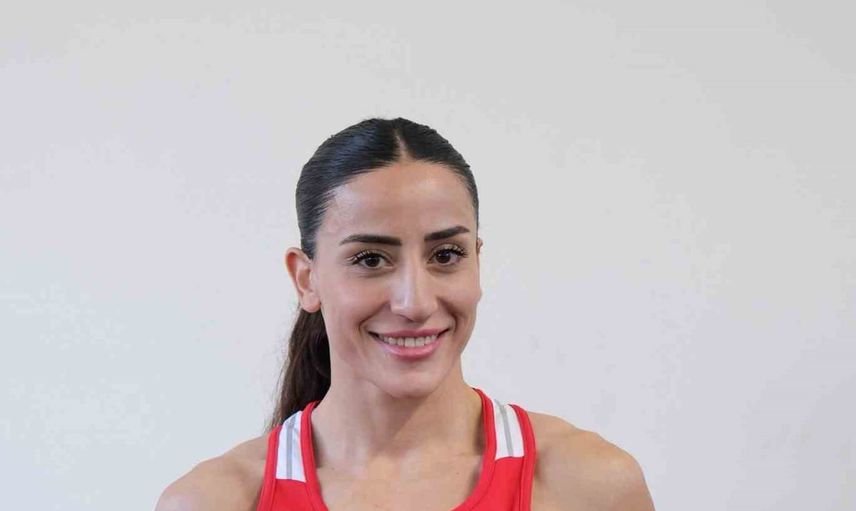 Elazığlı boksör Gizem Özer Sofya'da Avrupa üçüncüsü oldu
