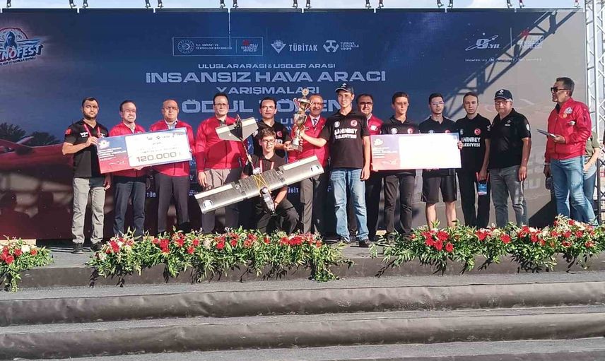 Eskişehir'in ALPAGU takımı TEKNOFEST 2026'da sabit kanatta Türkiye üçüncüsü