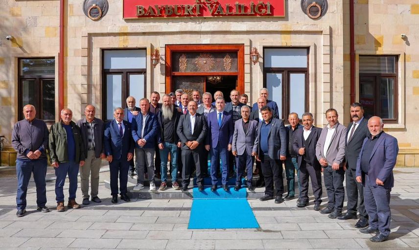 Vali Eldivan muhtarlarla gündemi ve talepleri görüştü