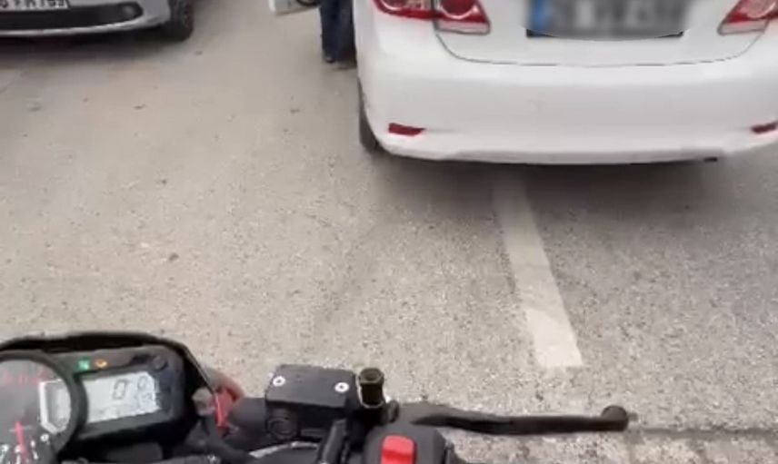 Eskişehir’de kask kamerası kaydetti: emekli polis olduğunu söyleyip ceza tehdidi savuran sürücü