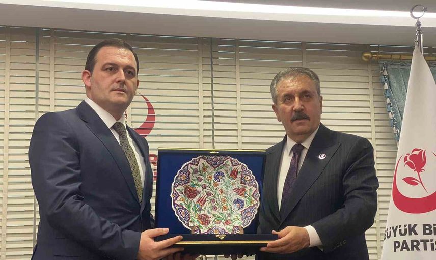 Destici'den Balkanlar mesajı: Türk varlığına bağlılık vurgusu