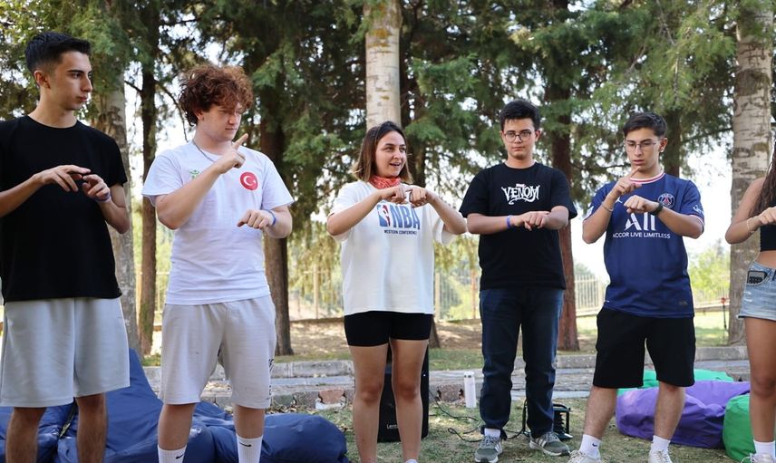 Cankurtaran'da gençlik rüzgârı: doğa, sanat ve öğrenmenin buluştuğu kamp