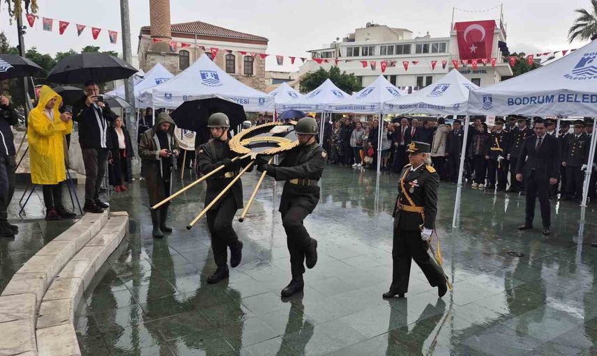 Bodrum'da 103'üncü yıl coşkusu başladı
