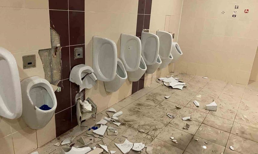 Yediye karşılık öfke: Eskişehir maçının ardından deplasman tuvaletleri tahrip edildi