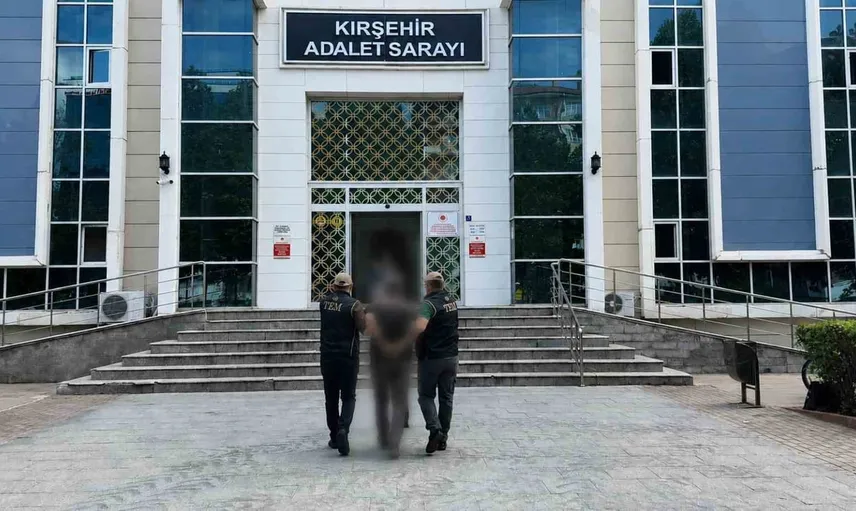 sosyal medyada terör propagandası yaptığı belirlenen kişi gözaltına alındı