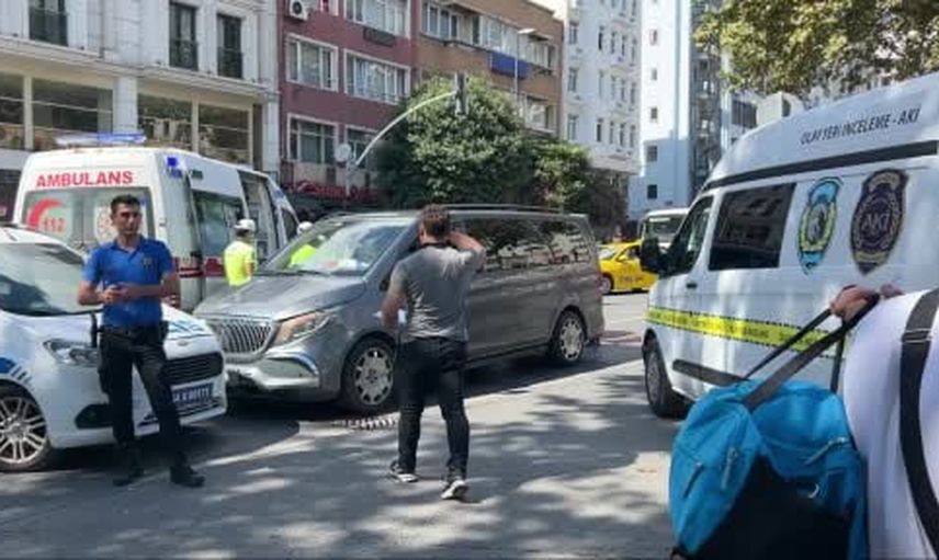 Fatih'te kırmızı ışığı ihmal eden genç trafik kazasında hayatını kaybetti