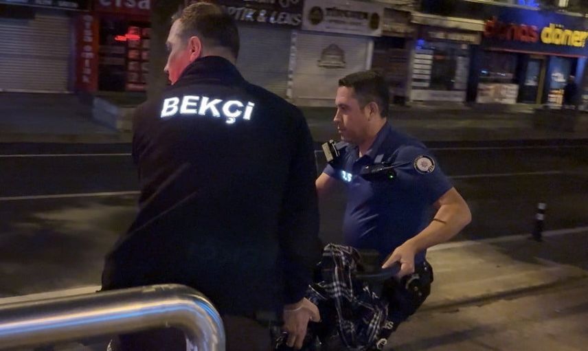 Kocasinan'da yardım eli: tramvayı kaçıran anne ve engelli oğlu polisle evine döndü