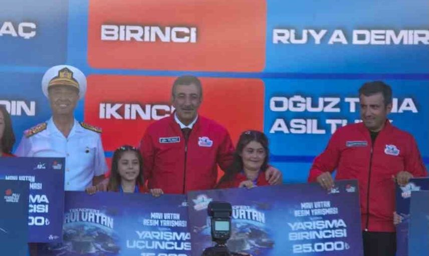 Hataylı minik ressam TEKNOFEST Mavi Vatan'da Türkiye birincisi oldu
