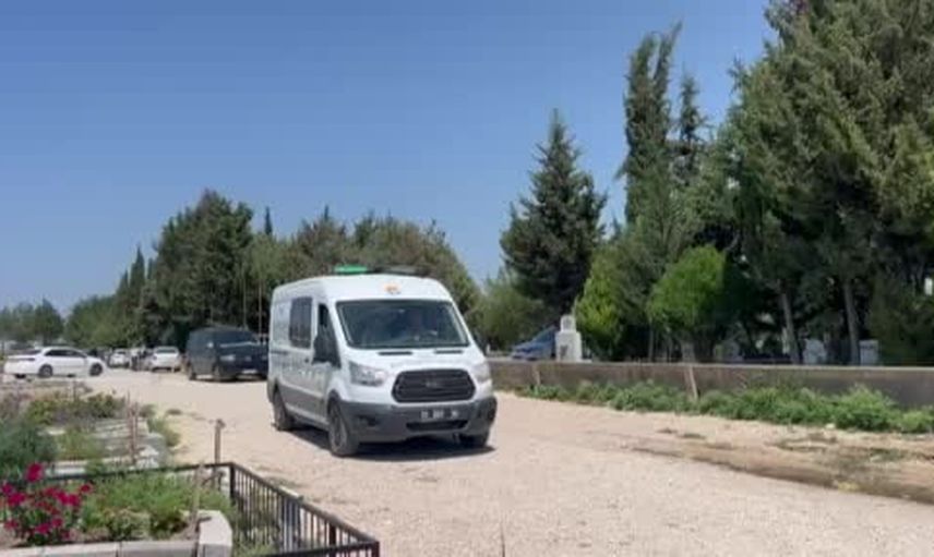 Ceyhan'da gözyaşlarıyla defnedildi: boşanma aşamasındaki kadının ölümü