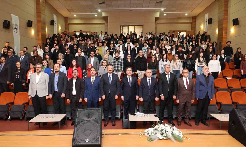 Akademik yıl Erciyes Üniversitesi'nde terörsüz Türkiye iletişimi dersiyle başladı