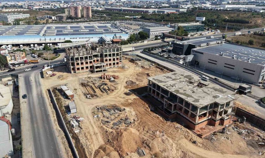 çayırova'nın yeni meslek lisesinde kaba inşaat son aşamada