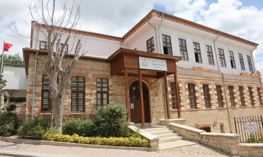 Tarihi İskoliye Mektebi konservatuvara dönüşerek sanat eğitimine kapı açtı