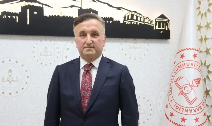 Yeni eğitim yılı öncesi okul güvenliği için müdürlere kapsamlı eğitim