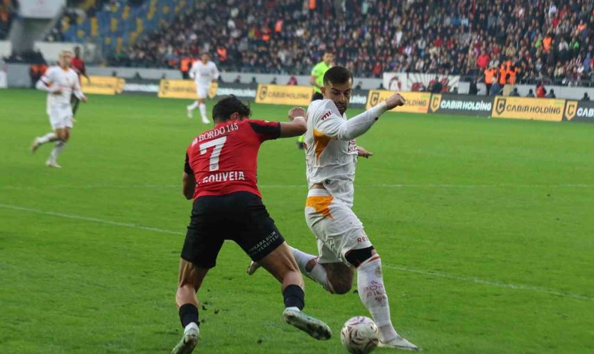 Deniz Gül'ün son dakika golü Galatasaray'ı Eryaman'da galibiyete taşıdı