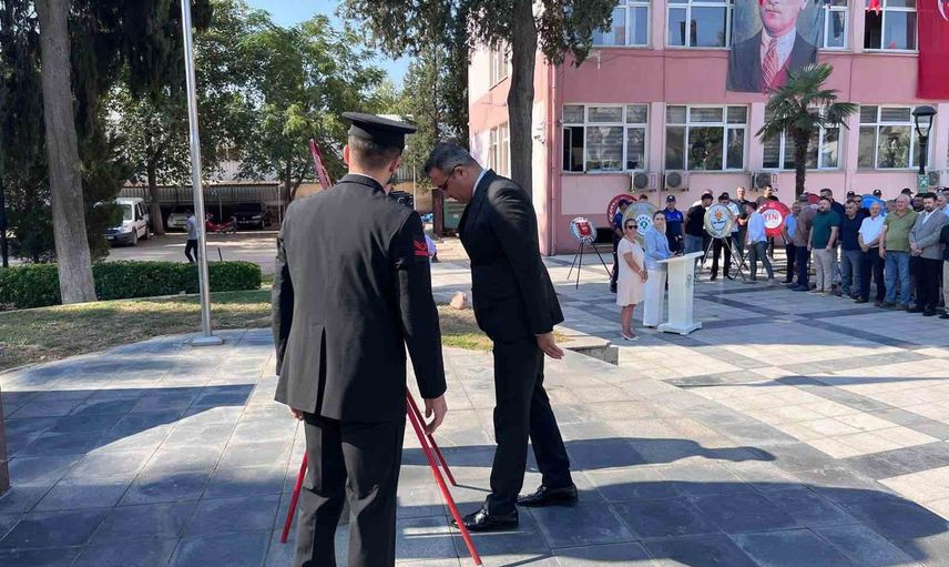 Sarıgöl'de birlik ve anma: 104 yıllık kurtuluş törenle kutlandı