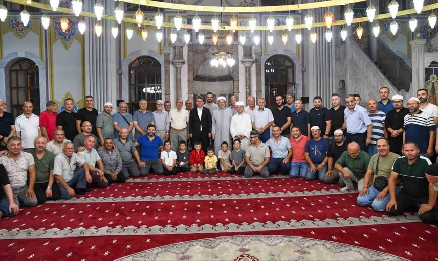 Mevlid kandili Bolu'da camilerde huşu ile anıldı