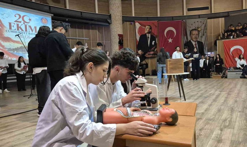 Bodrum'da cumhuriyetin 103'üncü yılı birlik ve coşkuyla kutlandı