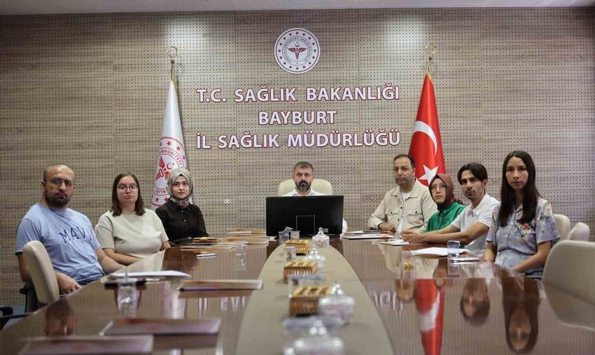 Bayburt'ta sağlık çalışanlarına iyi uygulamalar portalı tanıtıldı