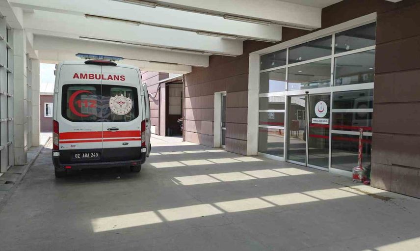 Adıyaman'da taşıma sırasında minibüs devrildi, 13 kişi yaralandı