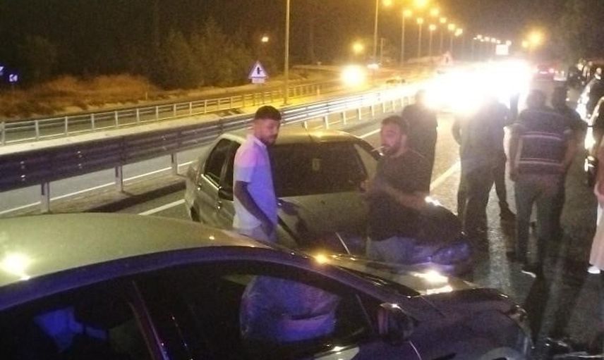 Safranbolu'da köprülü bağlantı yolunda kaza: üç yolcu hafif yaralandı