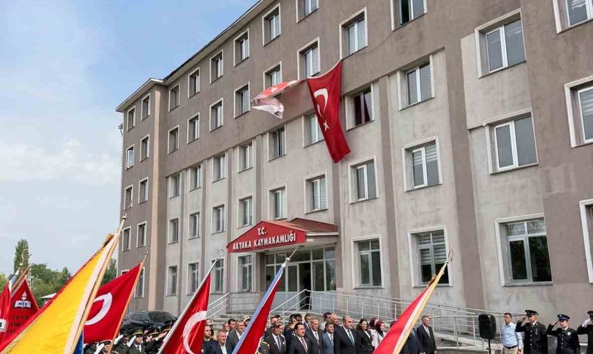 Akyaka’da zafer coşkusu minnet ziyaretleriyle taçlandı