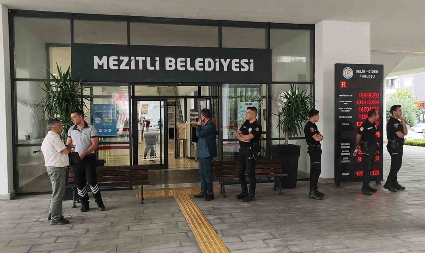 Mezitli belediye başkanı Tuncer hakkında ihale ve maddi talepler iddiası