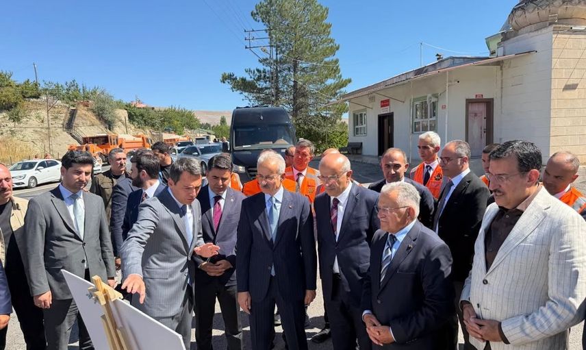 Büyükkılıç bakan Uraloğlu ile Malatya ve Sivas'ta ulaşım yatırımlarını yerinde inceledi